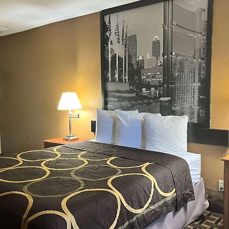 Hotel Super 8 By Wyndham Indianapolis/Ne/Castleton Area Exteriér fotografie