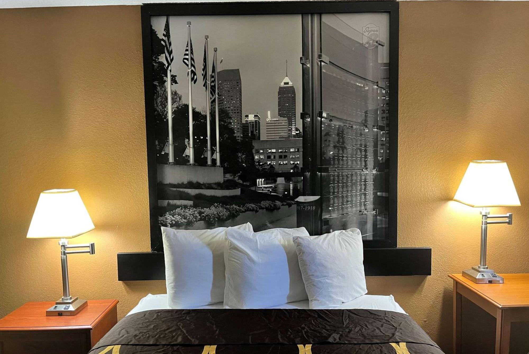 Hotel Super 8 By Wyndham Indianapolis/Ne/Castleton Area Exteriér fotografie