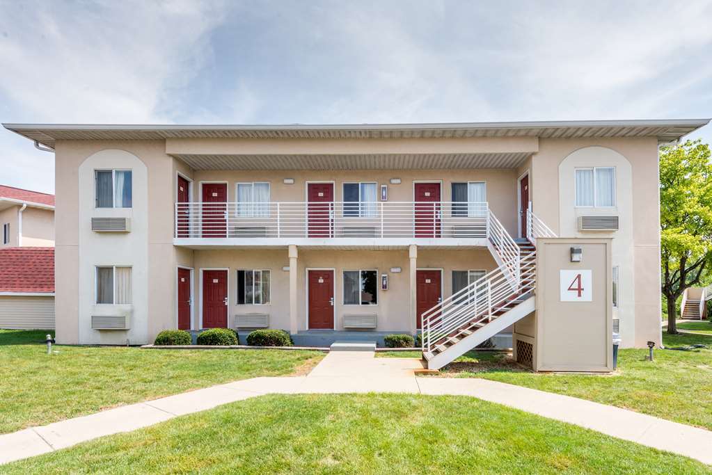 Hotel Super 8 By Wyndham Indianapolis/Ne/Castleton Area Exteriér fotografie
